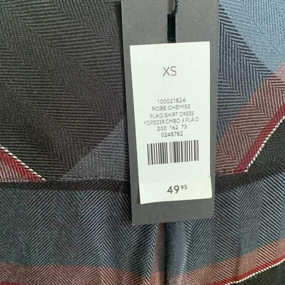 Dynamite Plaid Dress - Picture 4 of 7